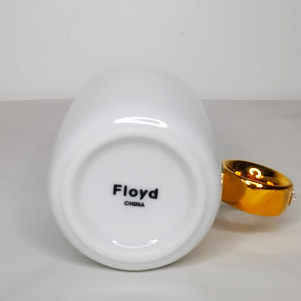 FLOYD 4"high x 3"diameter White /Gold Ring w/swaroski Crystal Ceramic Coffee Mug - Picture 5 of 8